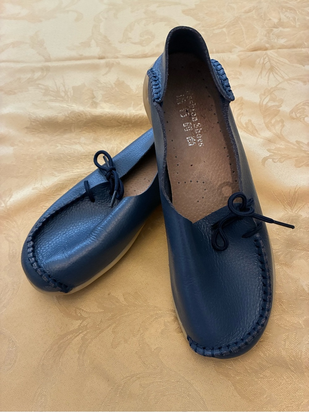 Navy Blue Leather Comfort Flats – Cushioned Perforated Insole Size 40 EU/9.5 US